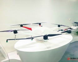 AN 2017 professional 30L / 30KG crop sprayer UAV Drone with best quality br