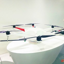 AN 2017 professional 30L / 30KG crop sprayer UAV Drone with best quality br