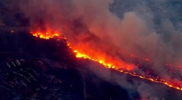 FAA warns drone operators to not fly near the wildfires
